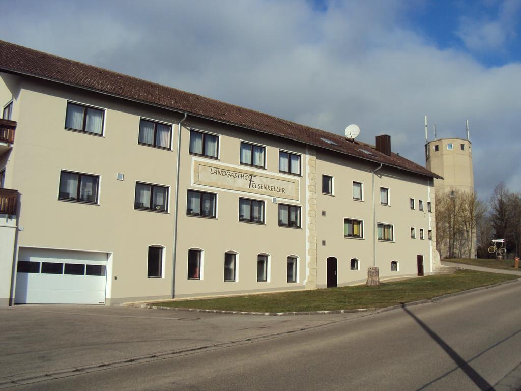 Landgasthof Felsenkeller Dinkelsbuehl Luaran gambar